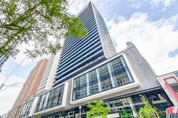 20 Edward St S, unit 502 for sale