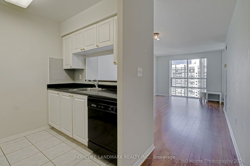 3 Pemberton Ave, unit 2106 for sale