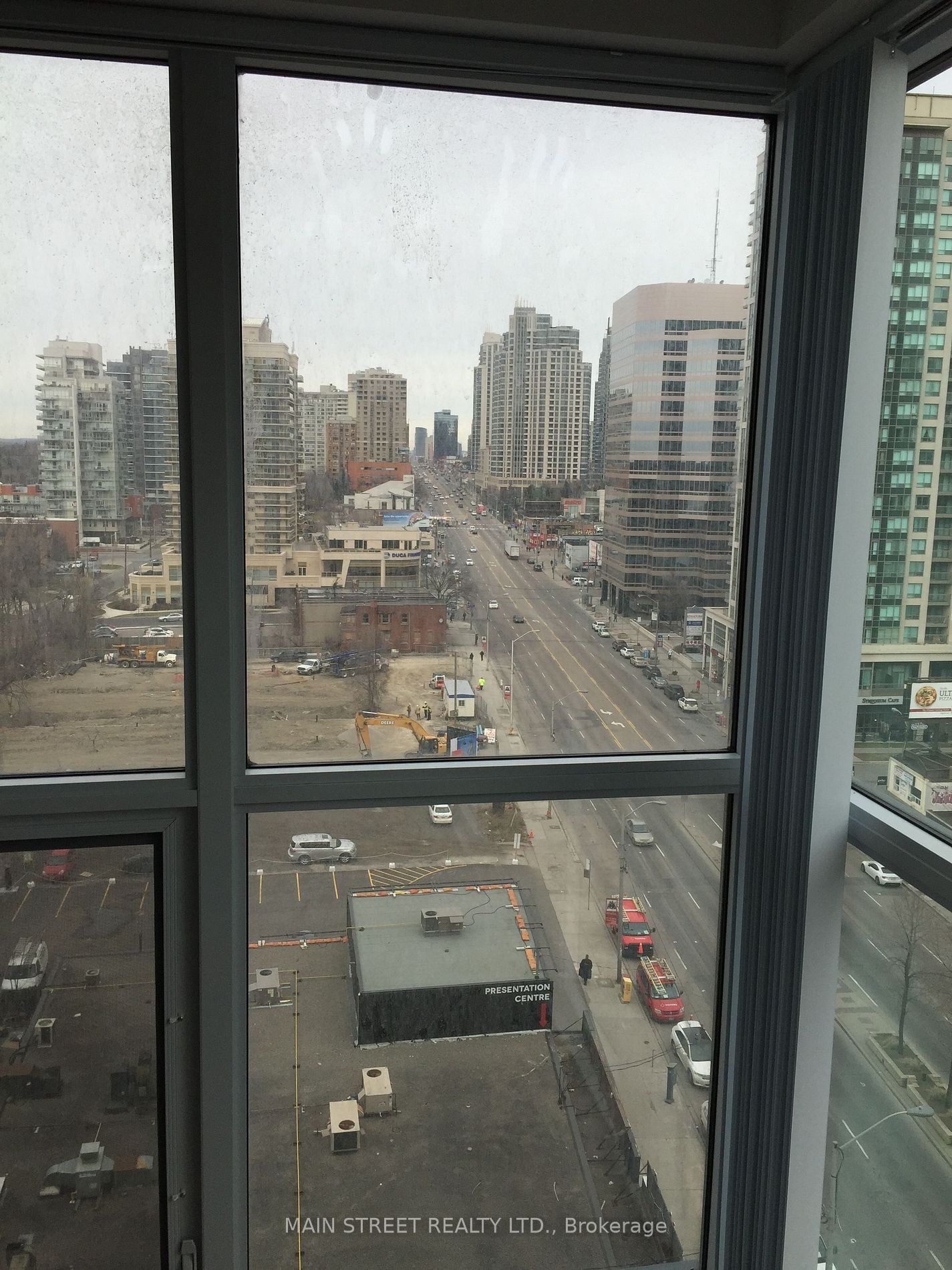 5168 Yonge St, unit 909 for rent