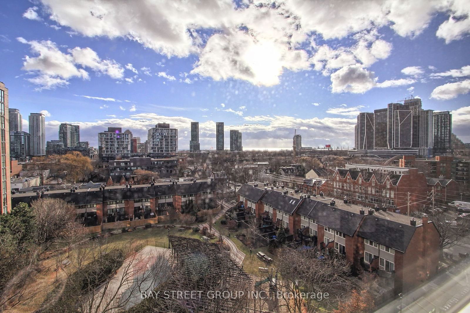 The Summit II Condos, Downtown, Toronto