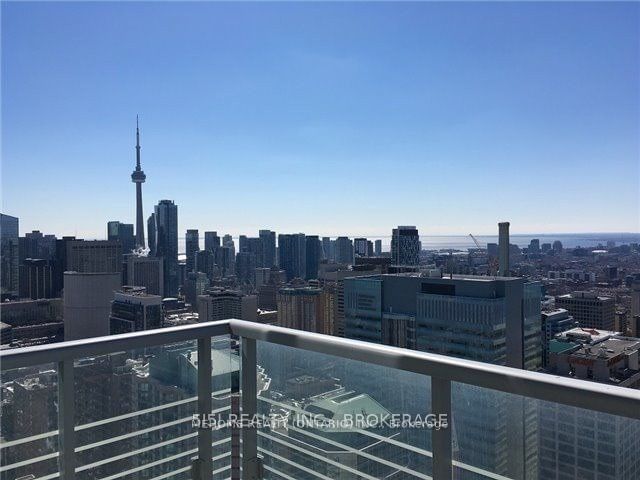 386 Yonge St, unit 4211 for rent