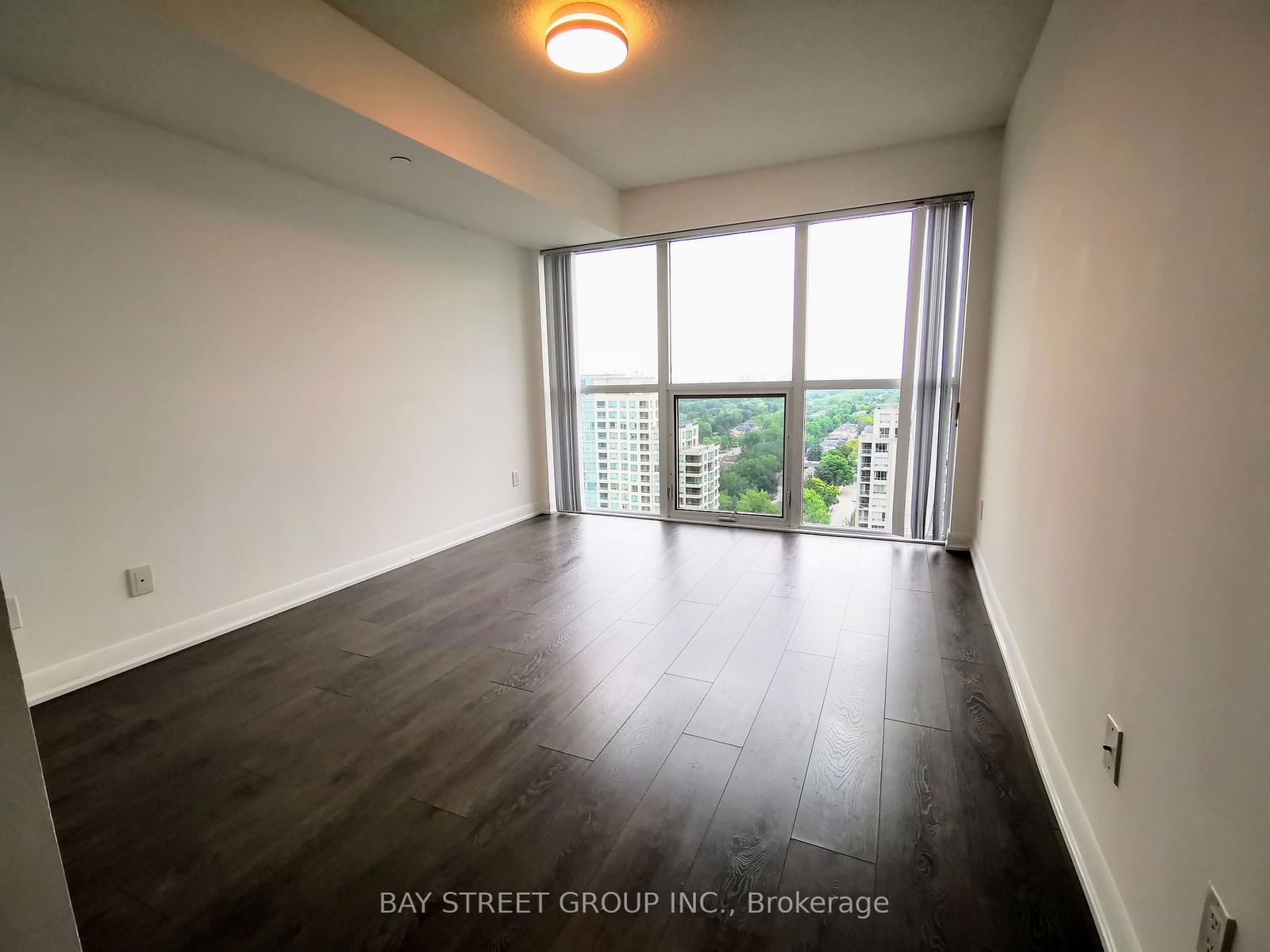 5168 Yonge St, unit 2212 for rent