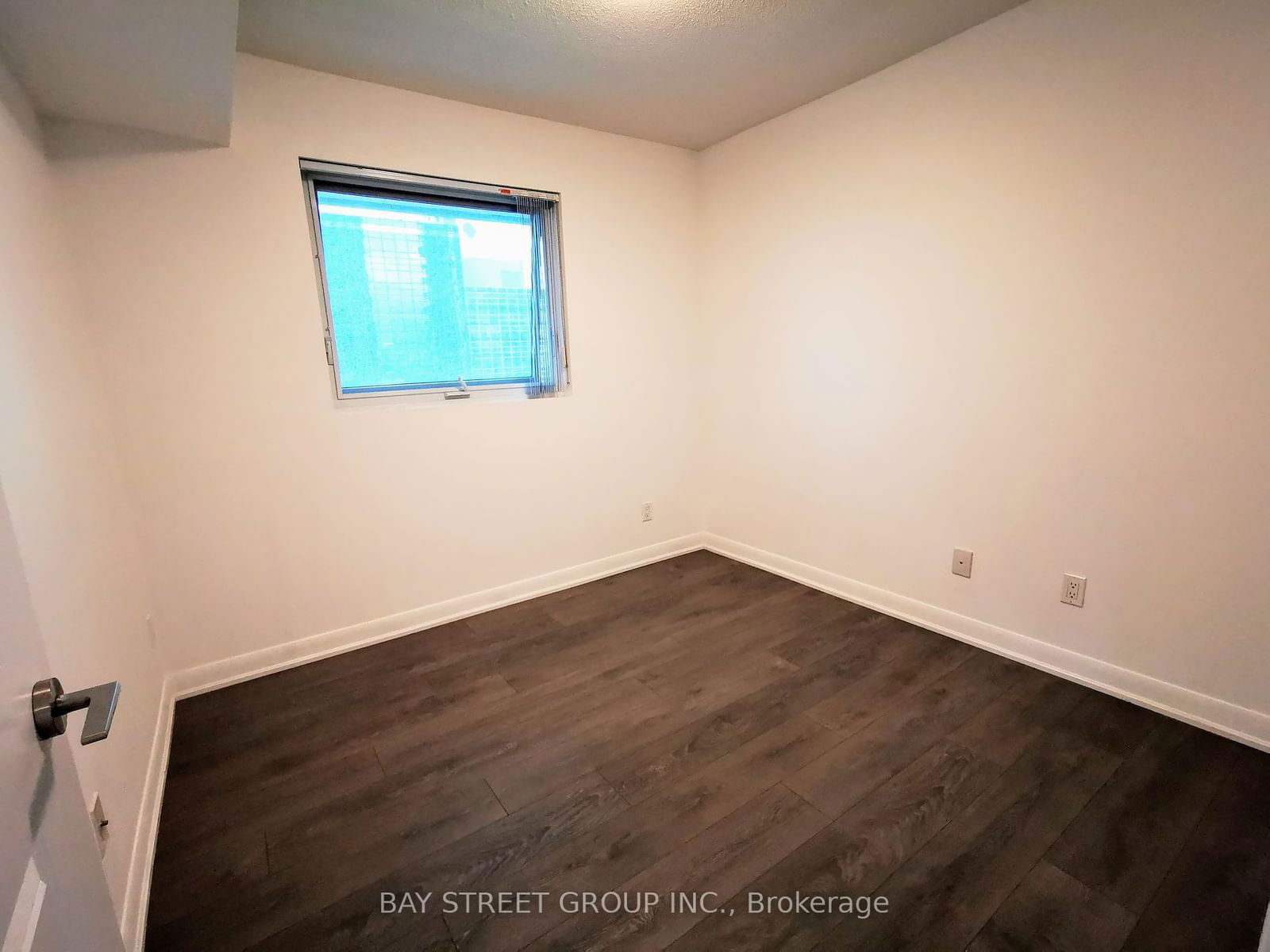 5168 Yonge St, unit 2212 for rent