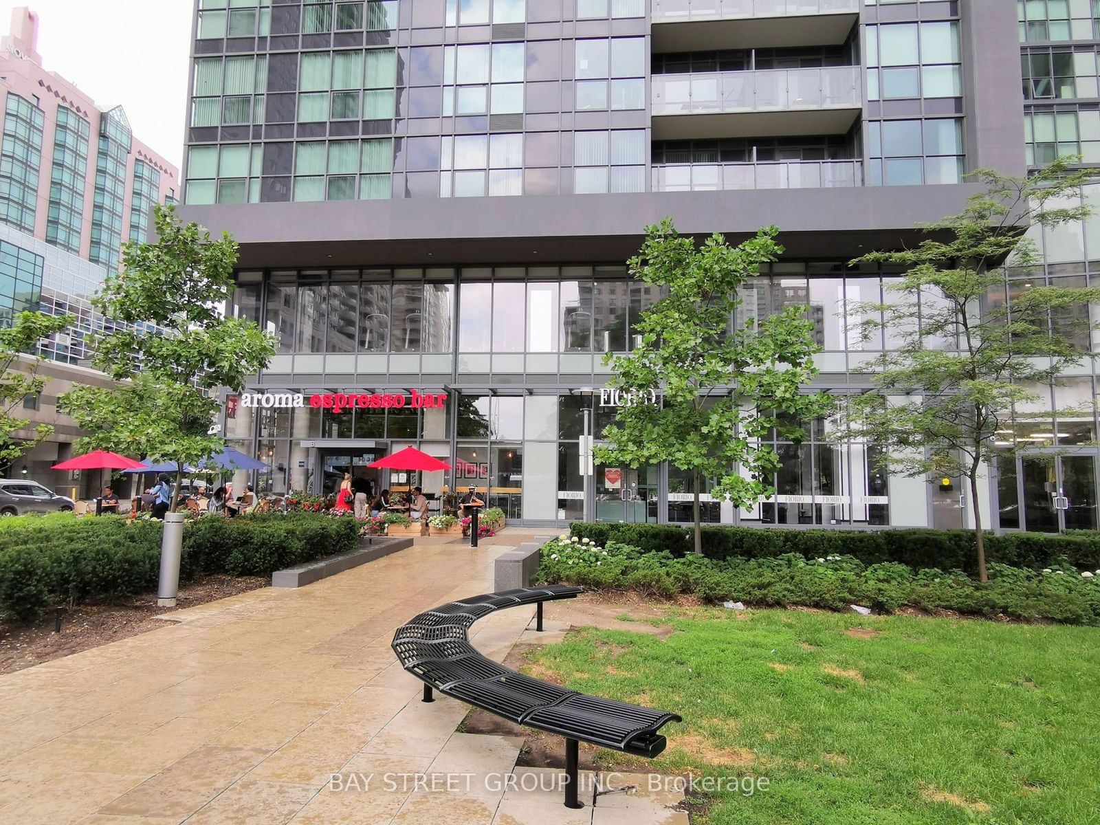 5168 Yonge St, unit 2212 for rent