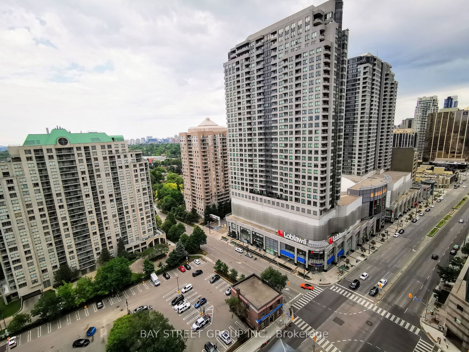 5168 Yonge St, unit 2212 for rent