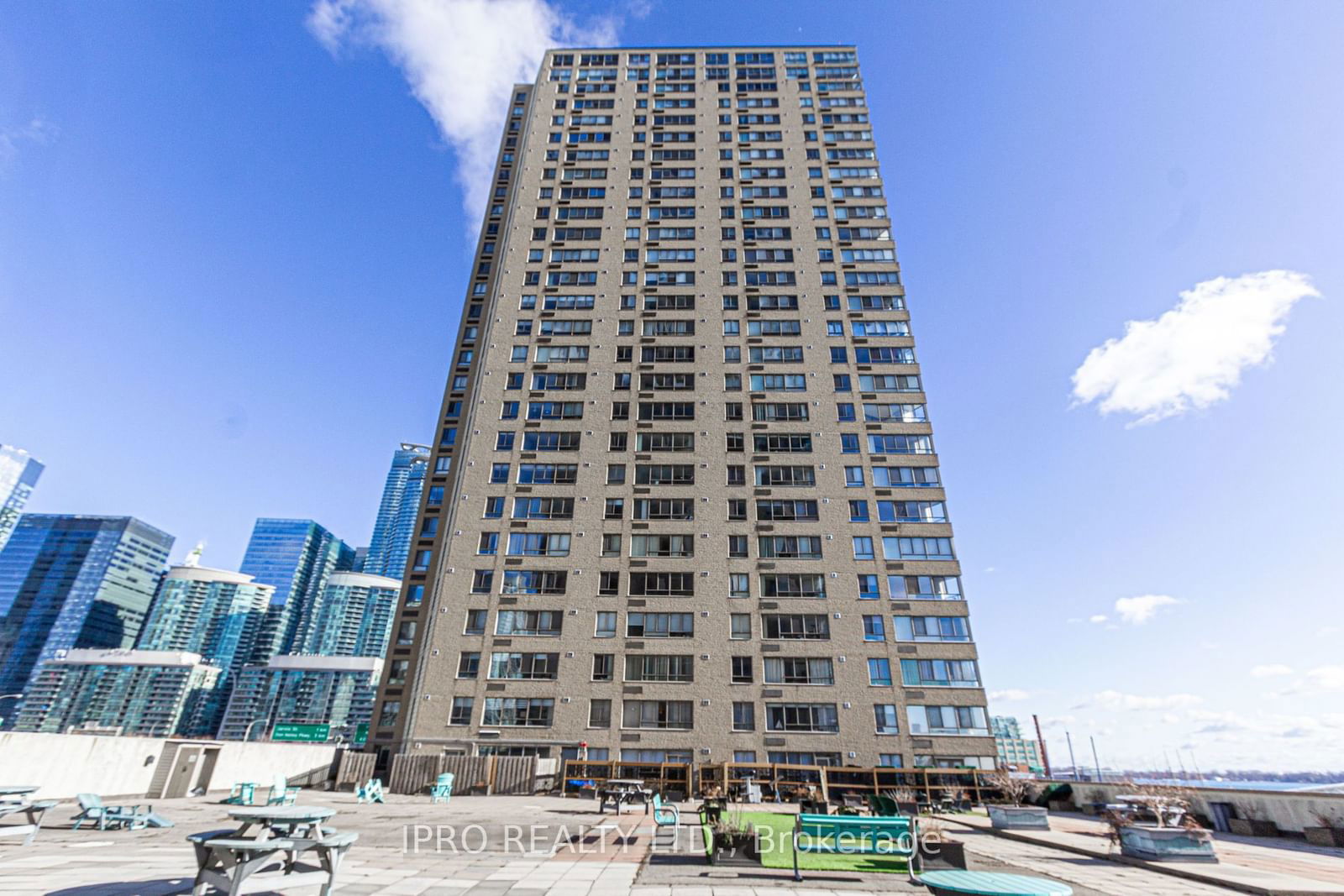 Harbourpoint III Condos, Downtown, Toronto