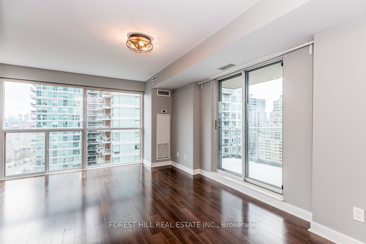 100 Western Battery Rd, unit 1402 for rent