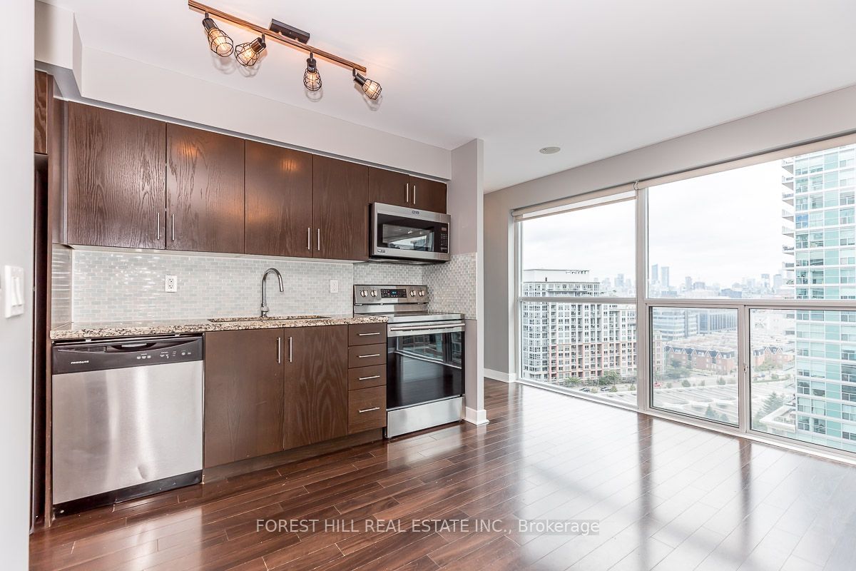 100 Western Battery Rd, unit 1402 for rent