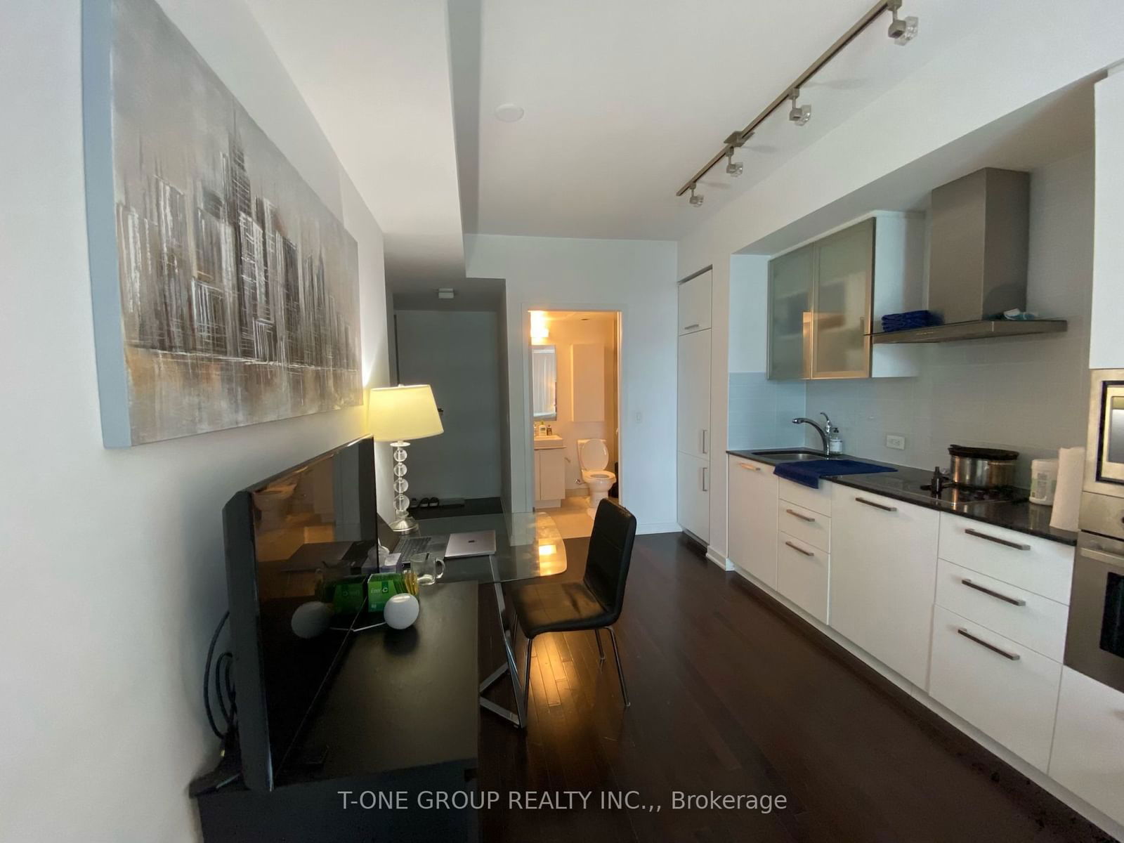 14 York St, unit 4201 for rent