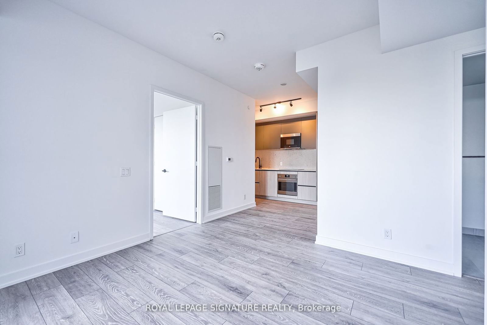 108 Peter St, unit 1622 for rent