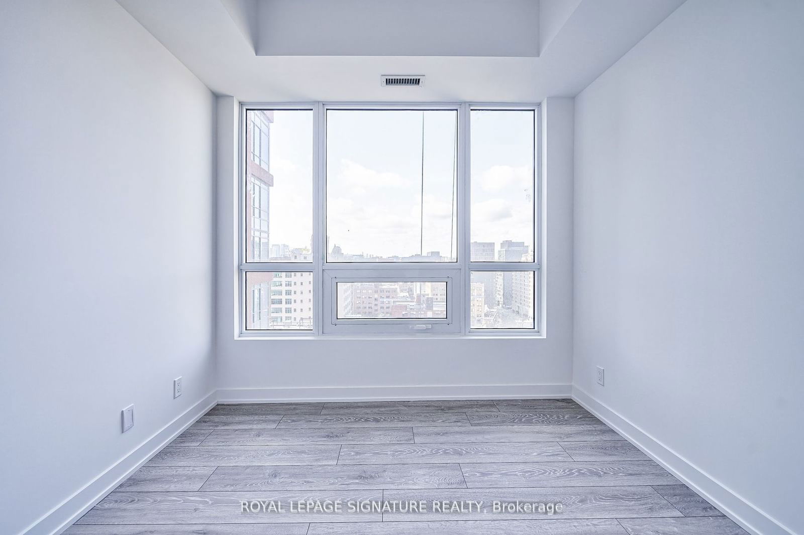 108 Peter St, unit 1622 for rent