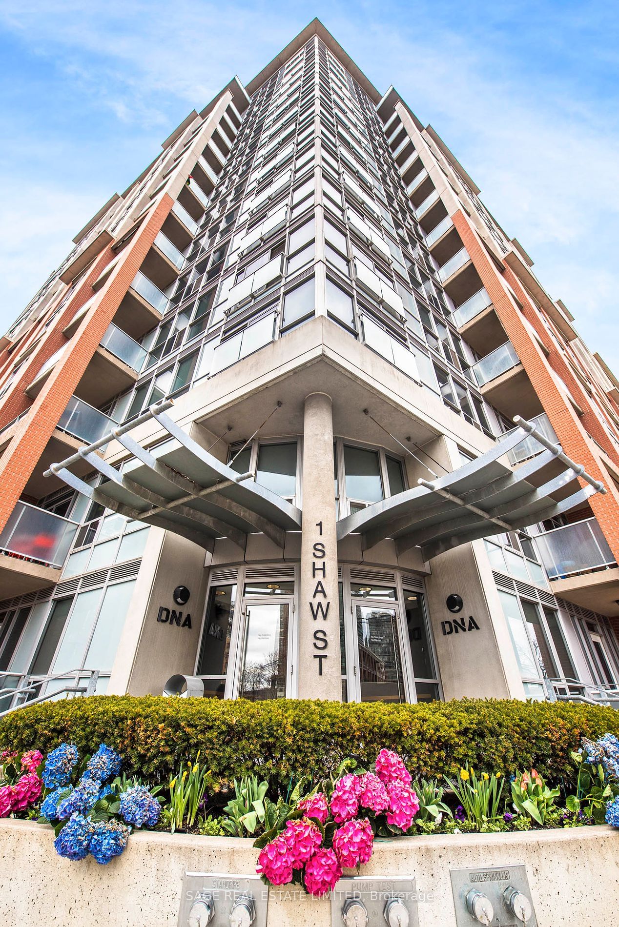 1 Shaw St, unit 328 for rent