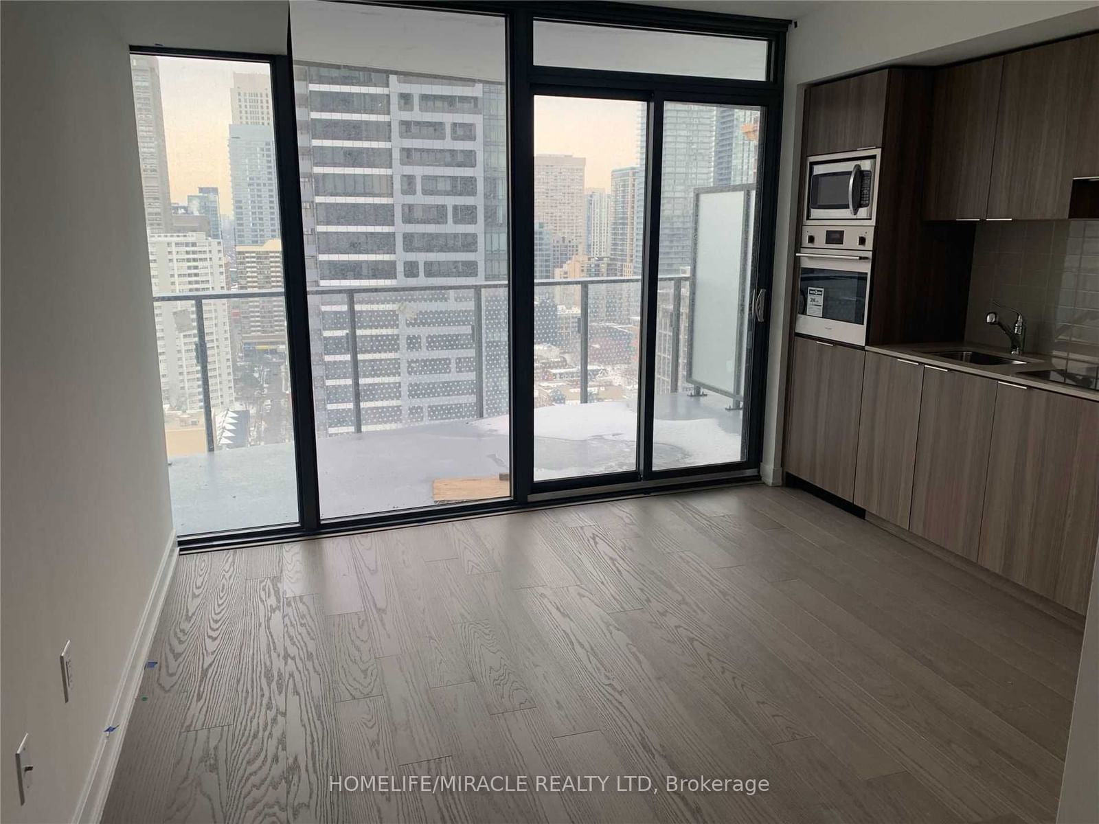 11 Wellesley St W, unit 2510 for rent