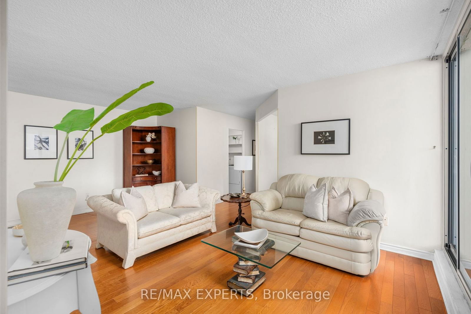 1900 Sheppard Ave E, unit 1505 for sale