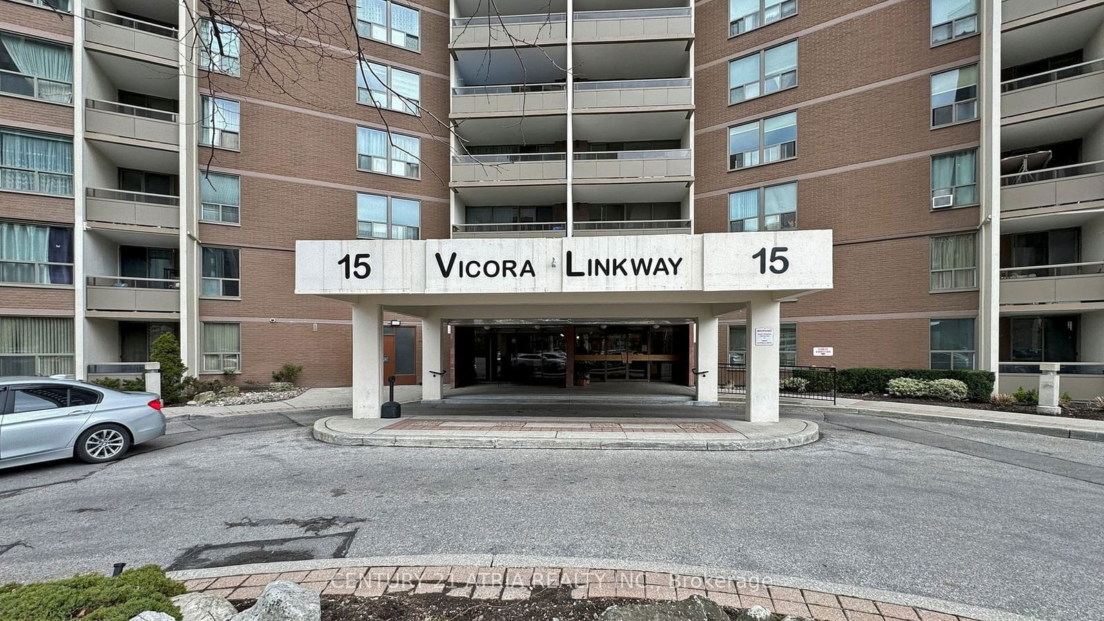 15 Vicora Linkway Condos, North York, Toronto