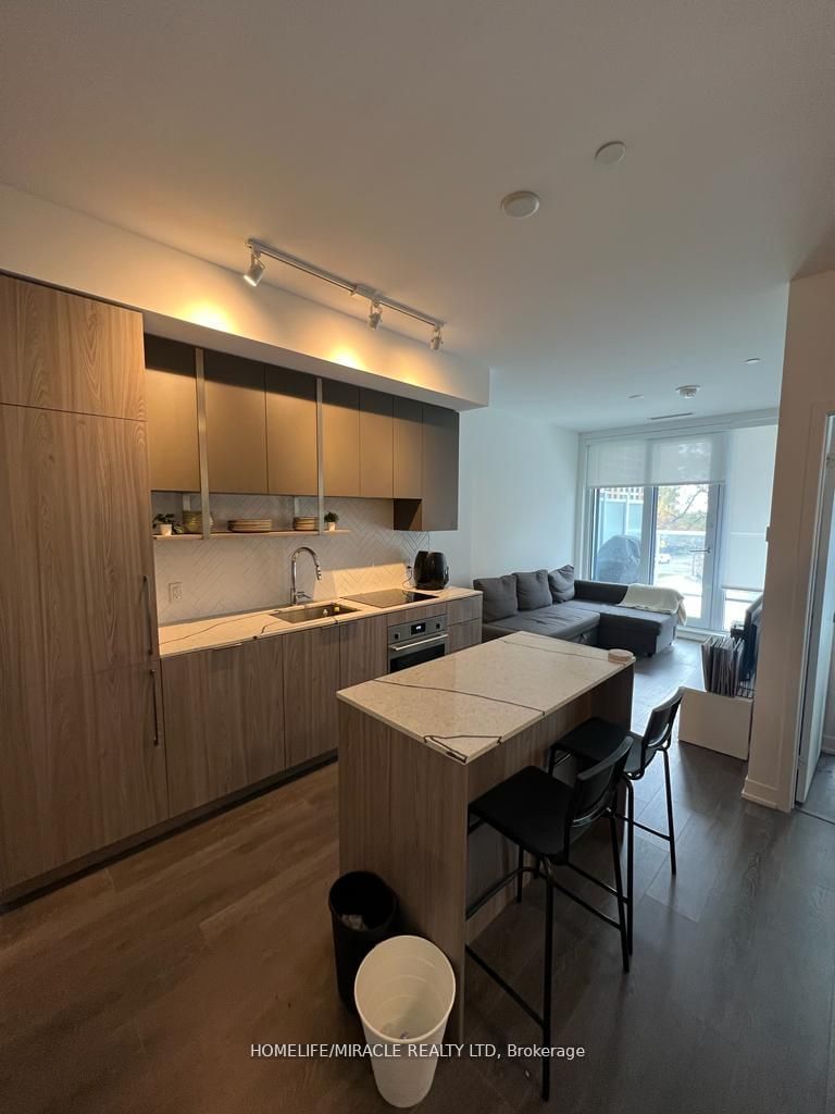 15 Holmes Ave, unit 316 for sale