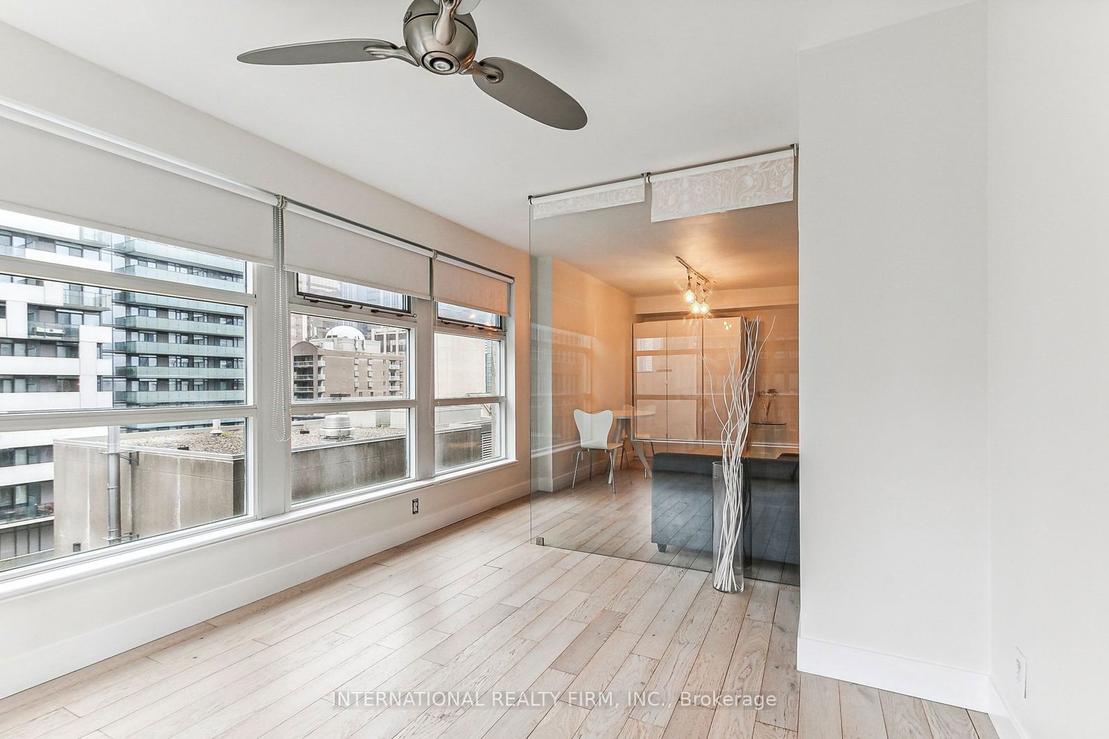 50 Lombard St, unit 1404 for sale