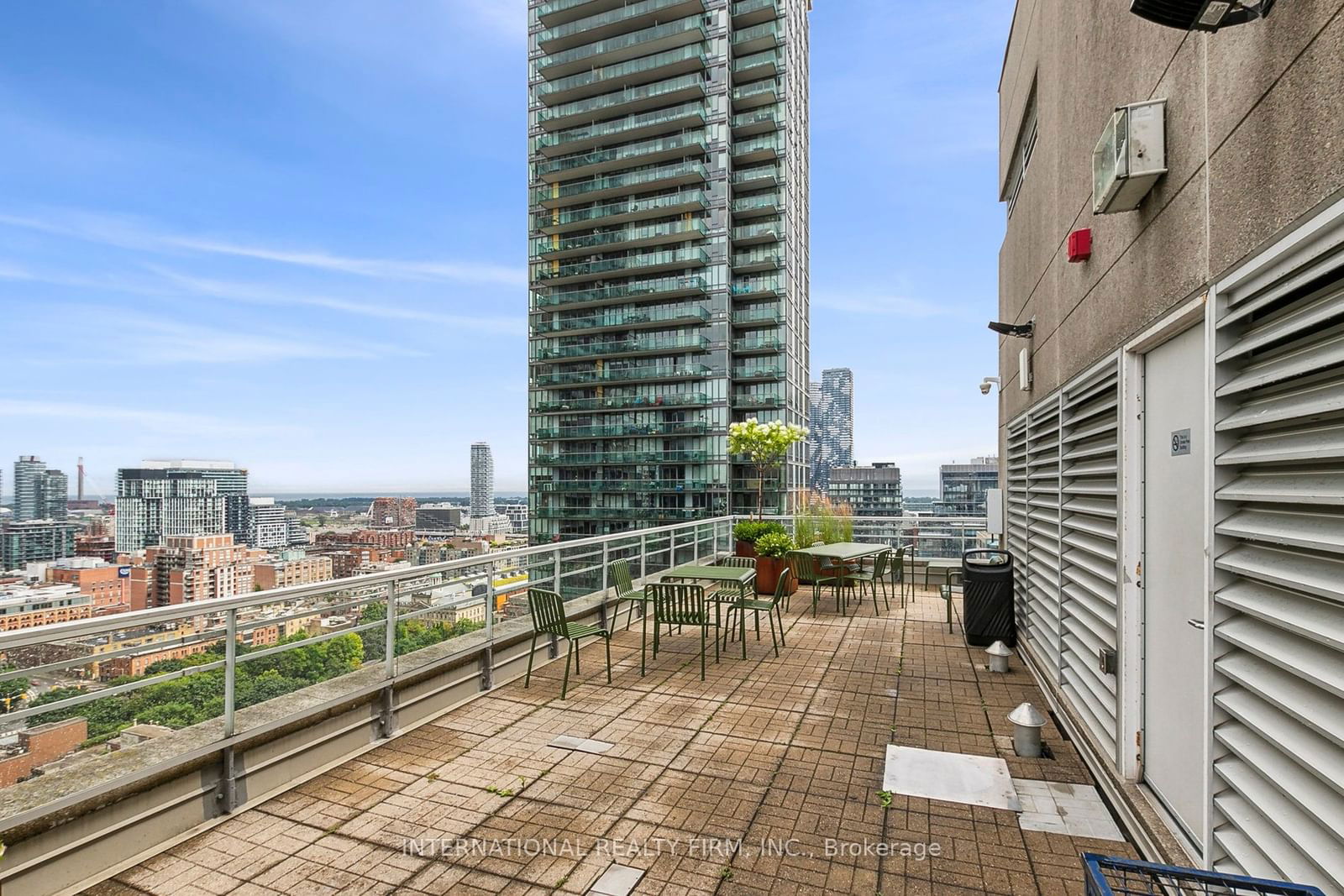 50 Lombard St, unit 1404 for sale