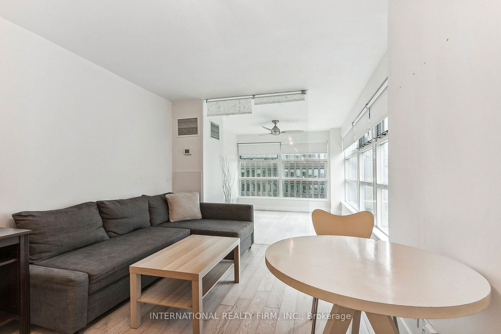 50 Lombard St, unit 1404 for sale