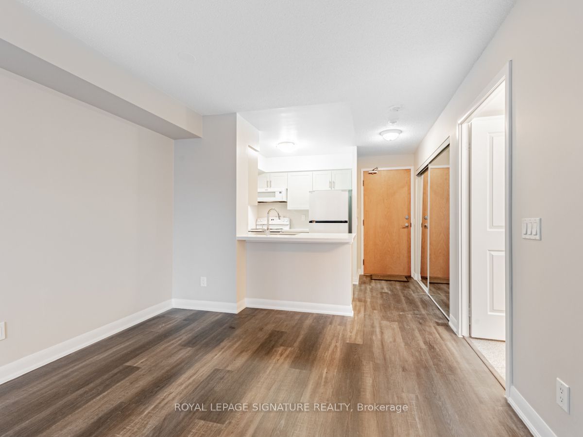 4978 Yonge St, unit 610 for rent