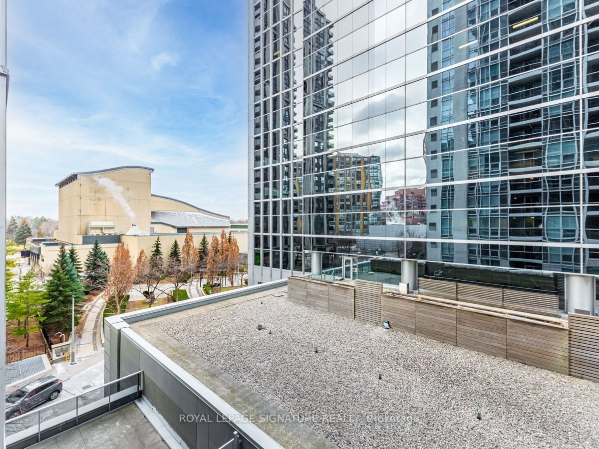 4978 Yonge St, unit 610 for rent