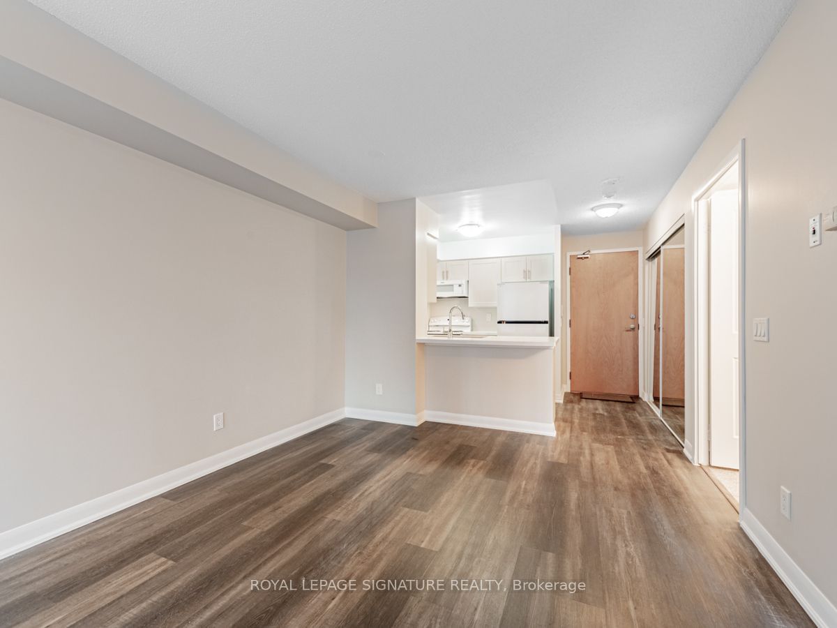 4978 Yonge St, unit 610 for rent