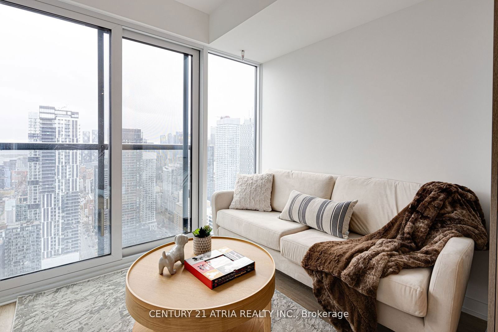 319 Jarvis St, unit 4617 for sale