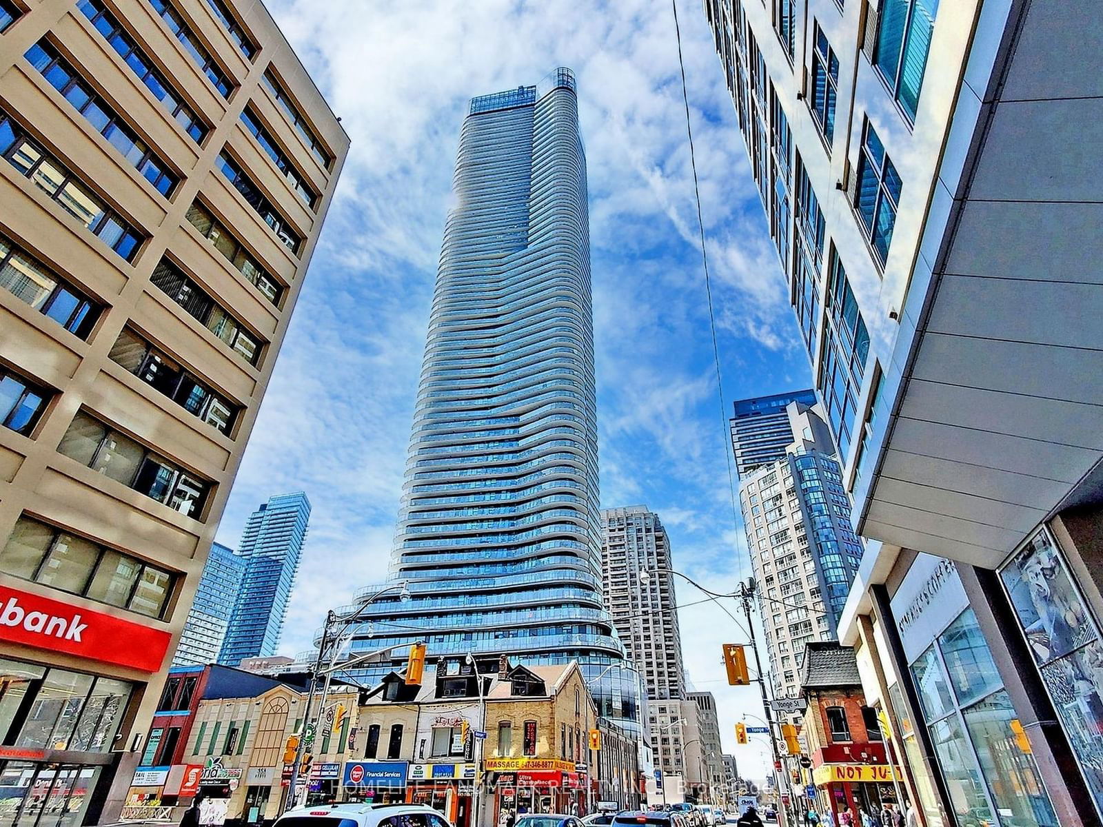 11 Wellesley St W, unit 3203 for sale