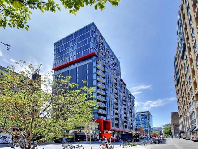 435 Richmond St W, unit 710 for rent