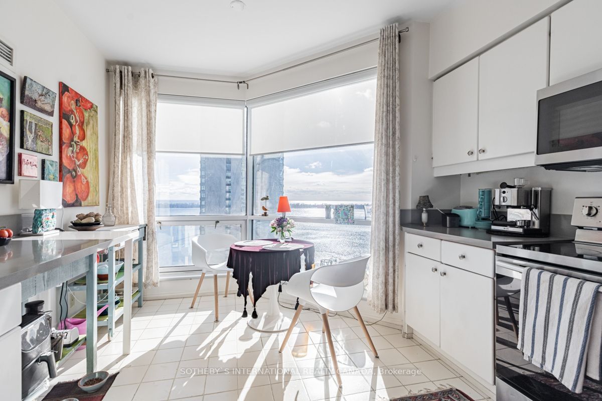 10 Queens Quay W, unit 2305 for sale