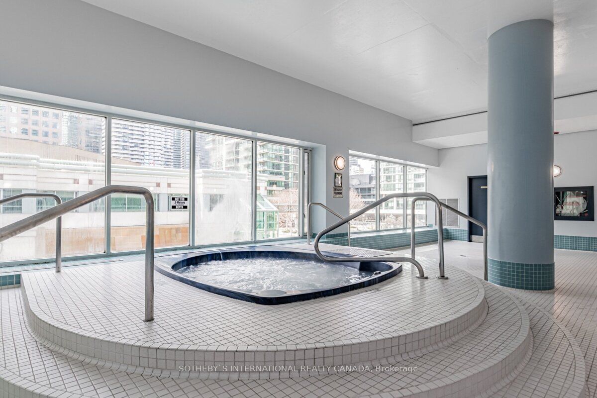 10 Queens Quay W, unit 2305 for sale