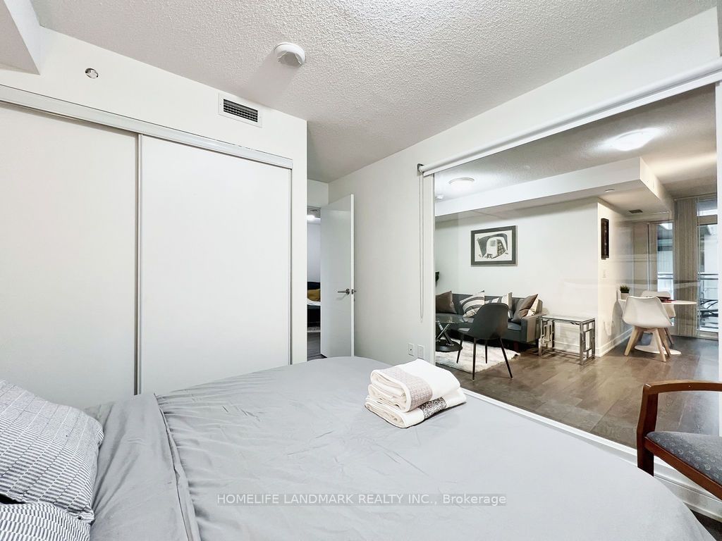 525 Adelaide St W, unit 1620 for rent