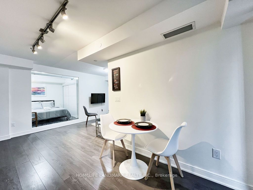 525 Adelaide St W, unit 1620 for rent