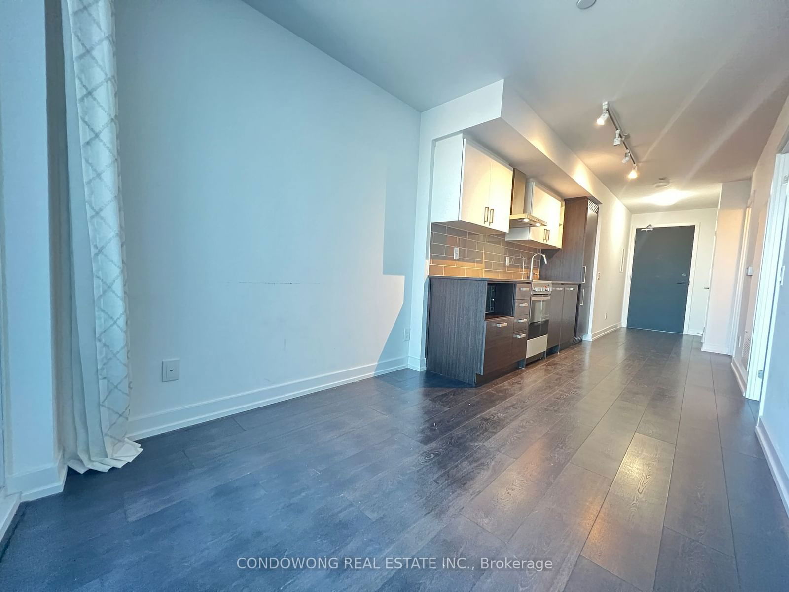 125 Redpath Ave E, unit 717 for rent