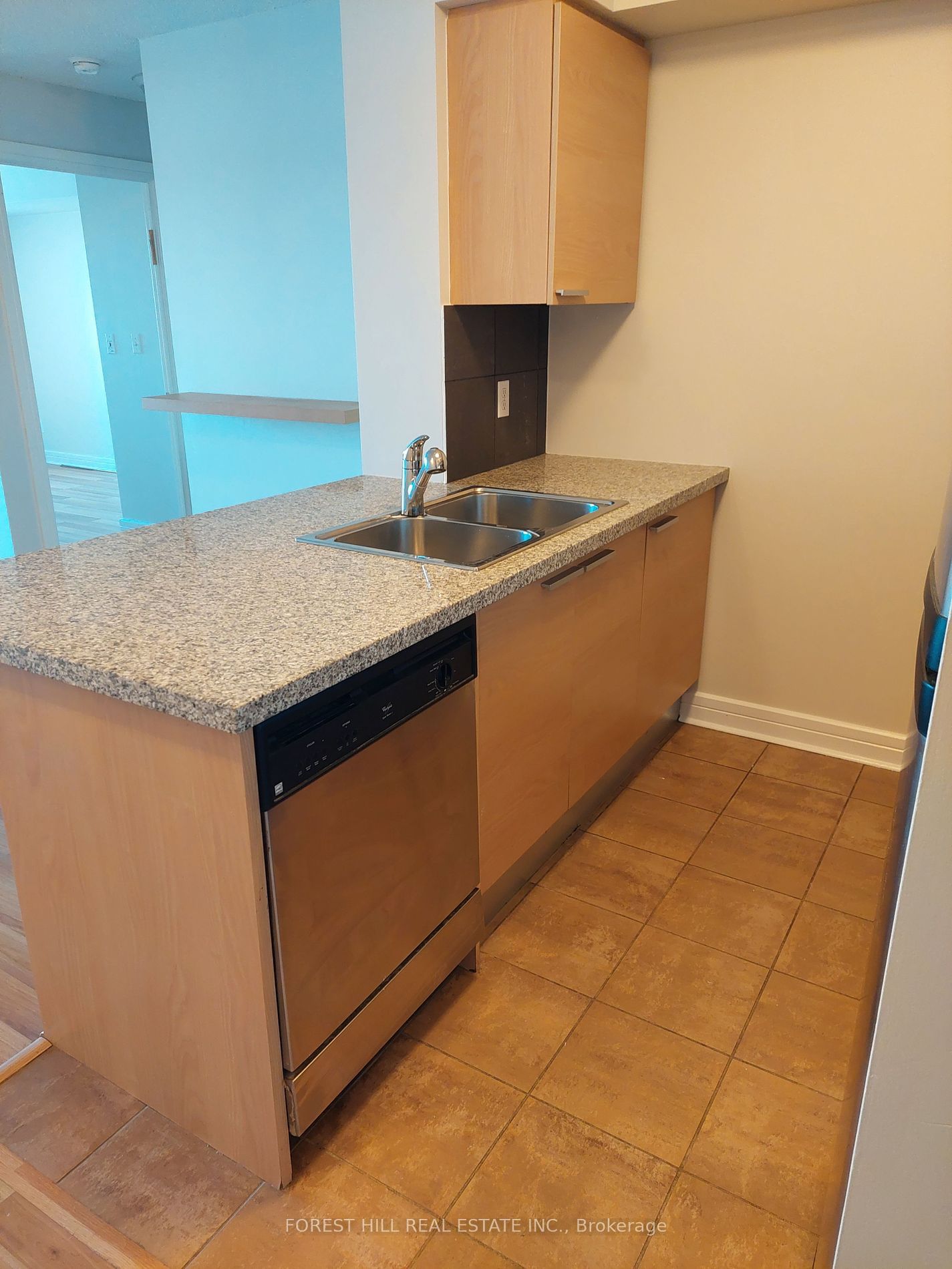 18 Harrison Garden Blvd, unit 901 for rent