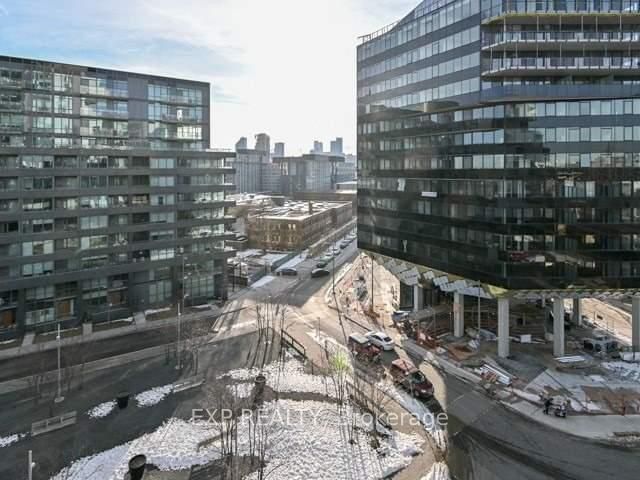 170 Bayview Ave, unit 704 for rent