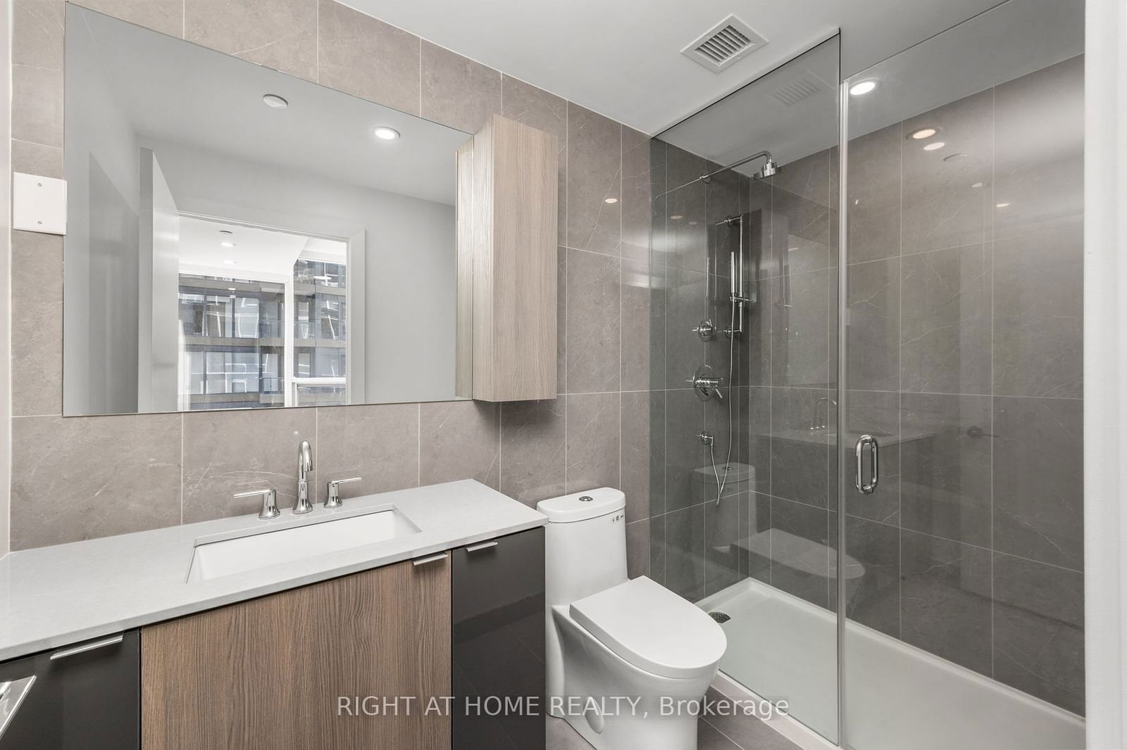 35 Mercer St, unit 3412 for rent