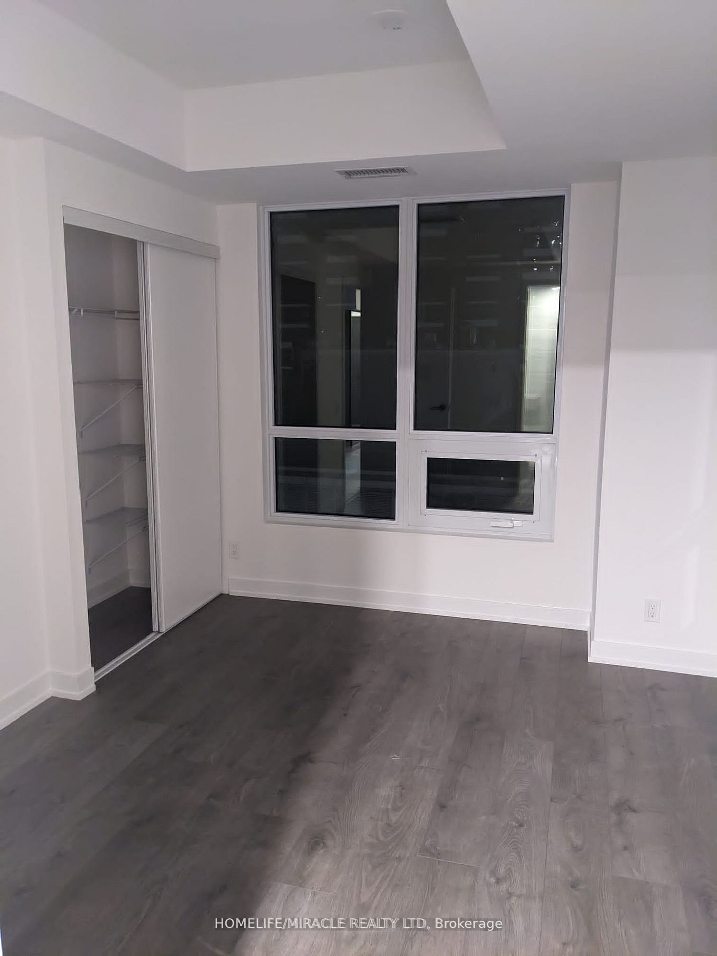 108 Peter St, unit 1306 for rent