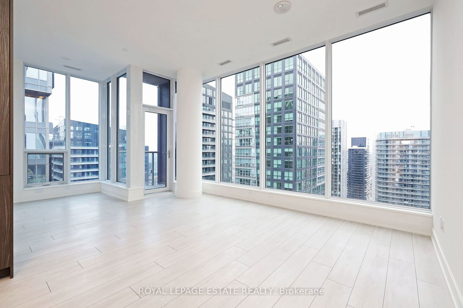 15 Mercer St, unit 4003 for sale