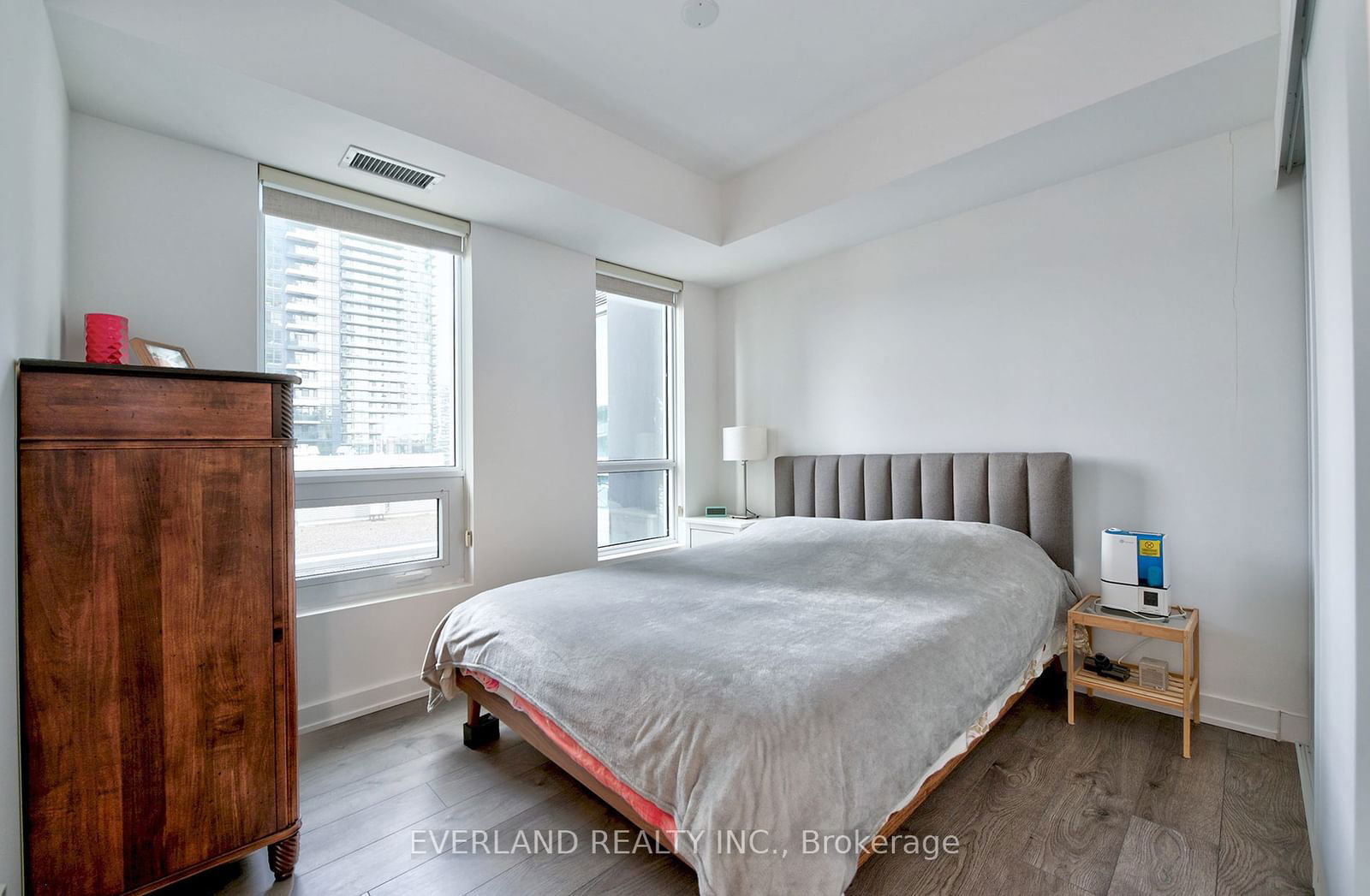 108 Peter St, unit 1302 for sale