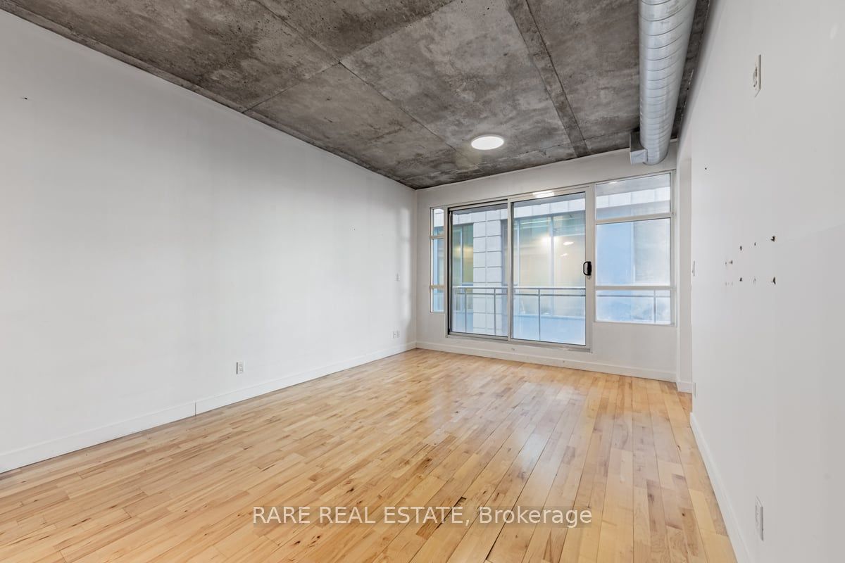 42 Camden St, unit 302 for sale