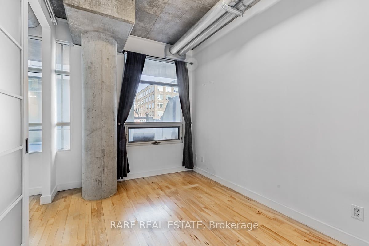 42 Camden St, unit 302 for sale