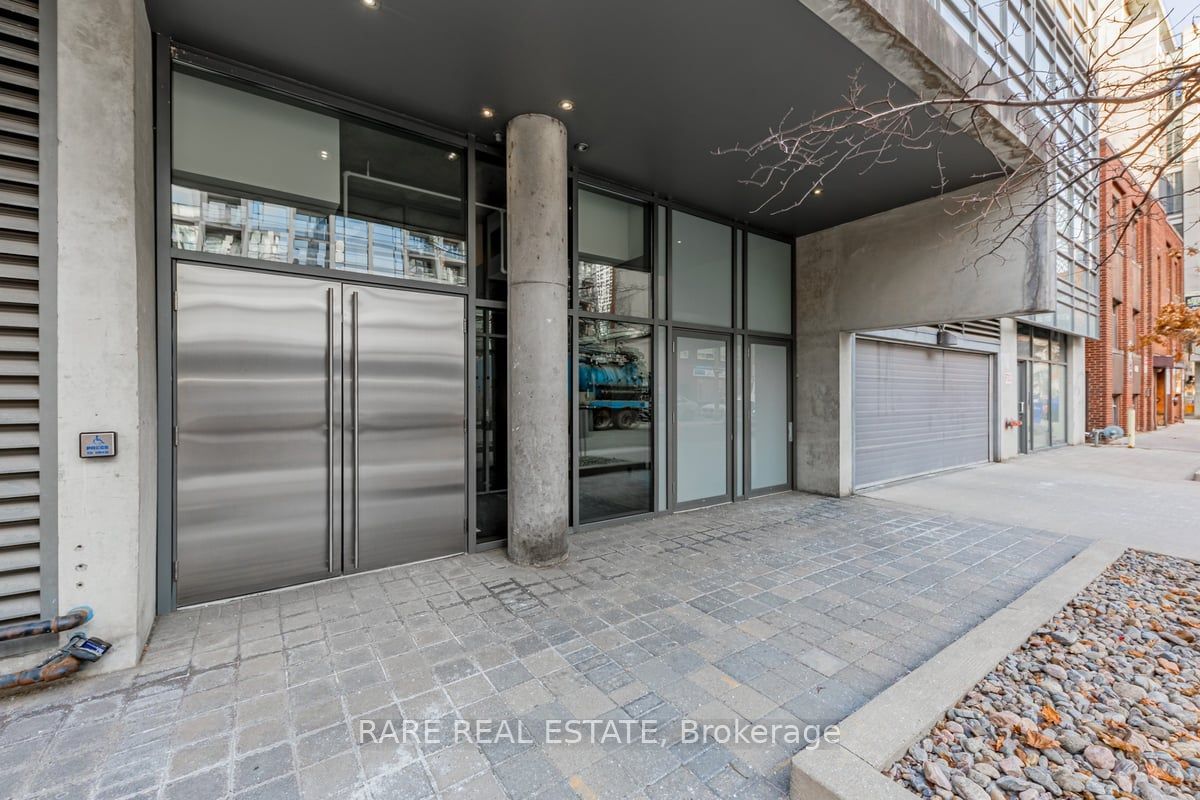 42 Camden St, unit 302 for sale