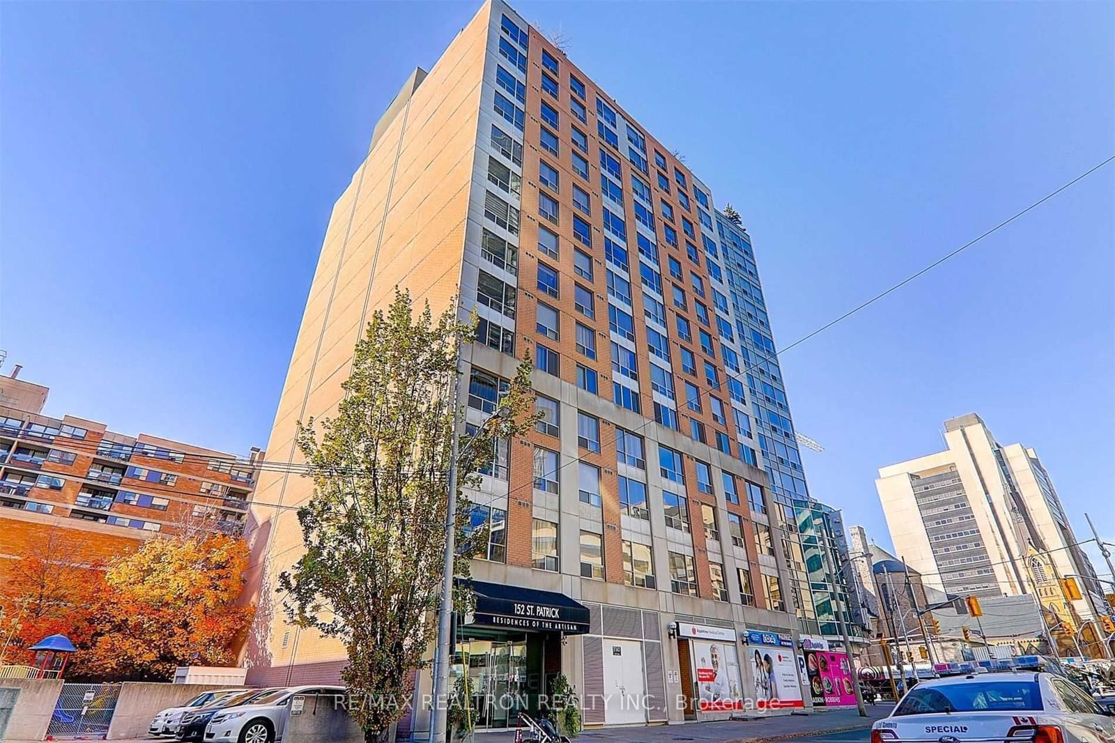 152 St Patrick St, unit 806 for rent