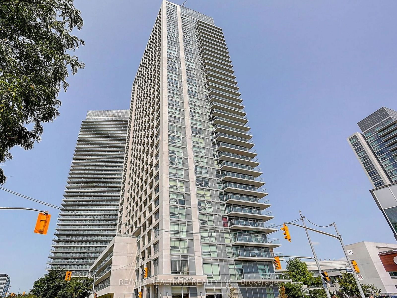 275 Yorkland Rd, unit 510 for rent