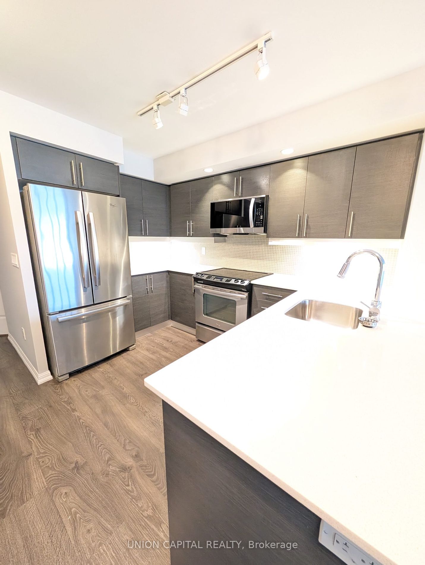 85 East Liberty St, unit 718 for rent