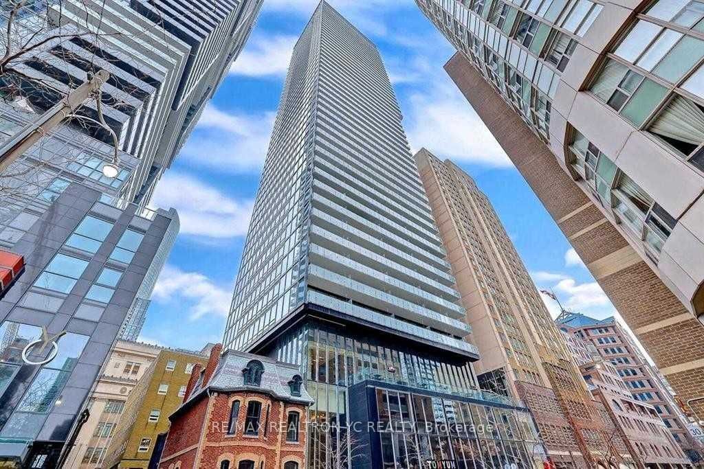 15 Grenville St, unit 2108 for rent