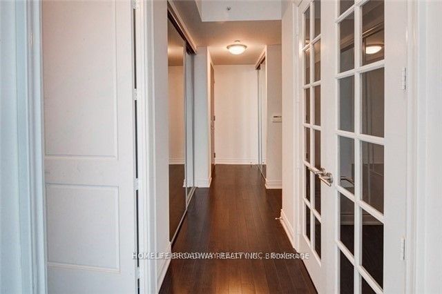 388 Yonge St, unit 6502 for rent