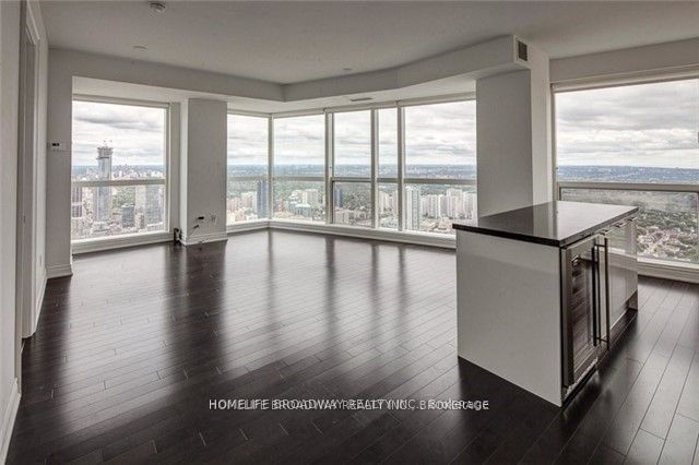 388 Yonge St, unit 6502 for rent