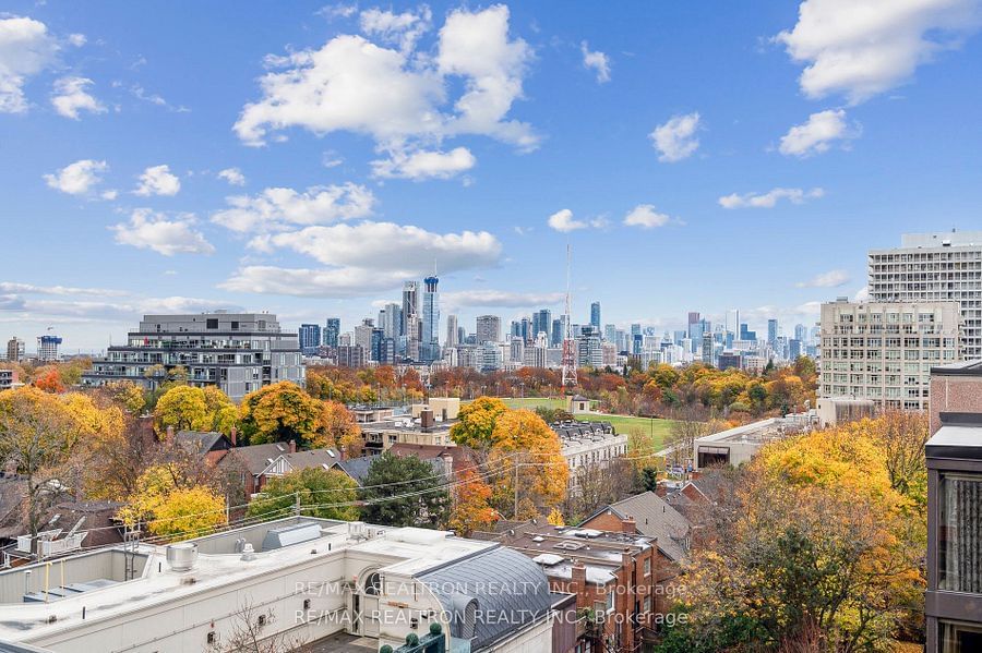 Heathside Place Condos, Midtown, Toronto